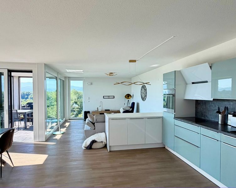 Exklusives Penthouse mit Fernblick - Neuwertiges Wohnen über den Dächern von Umkirch